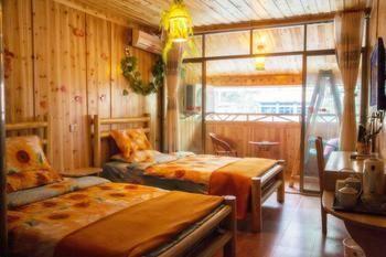 Fenghuang Lifetime True Love Hotel Exterior foto